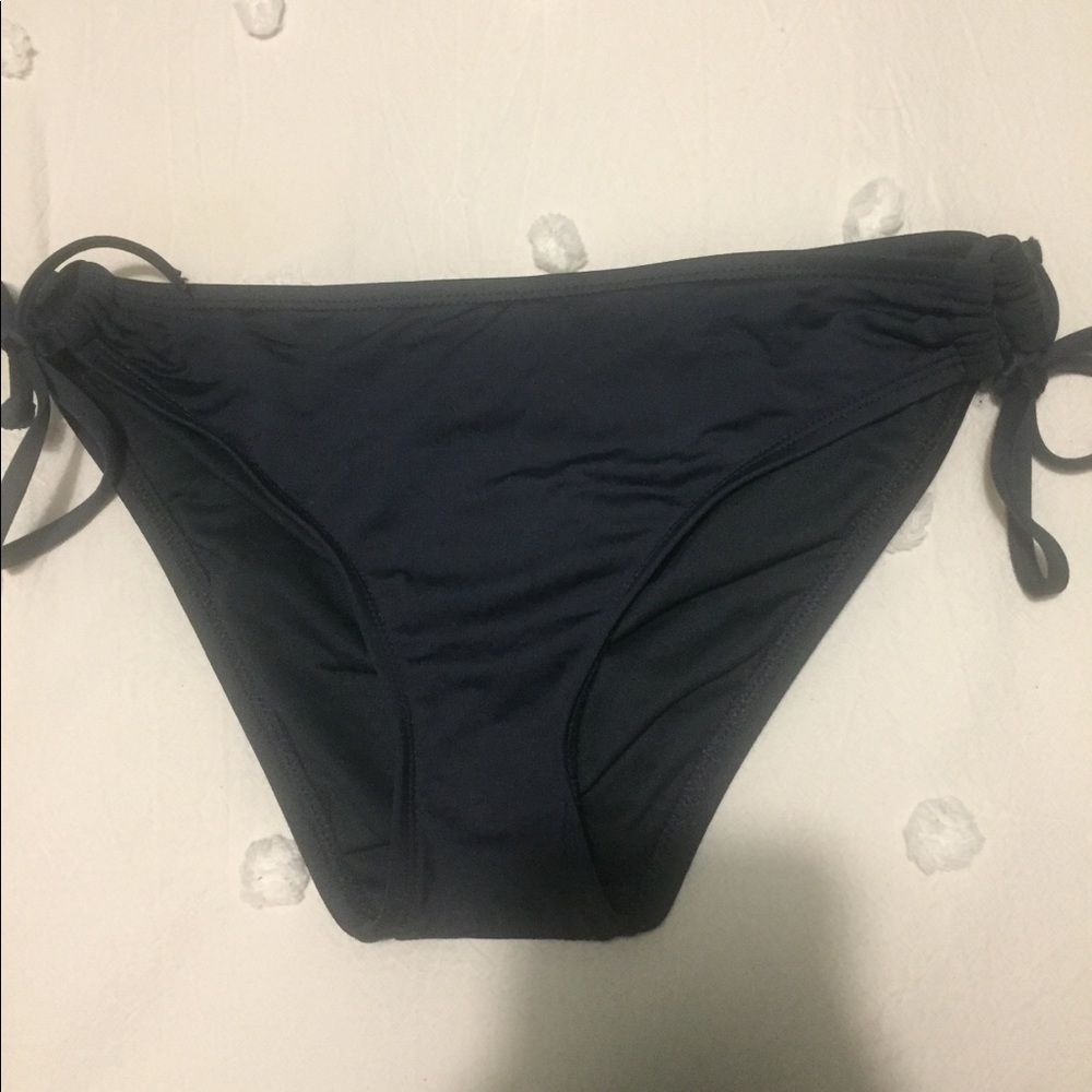 gray bikini bottoms!